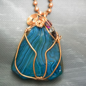 Wire wrapped agate necklace